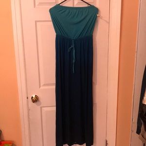 Strapless dress